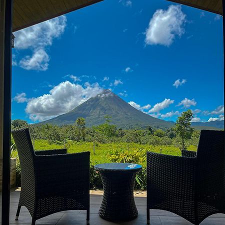 Arenal Roca Suites La Fortuna Bagian luar foto