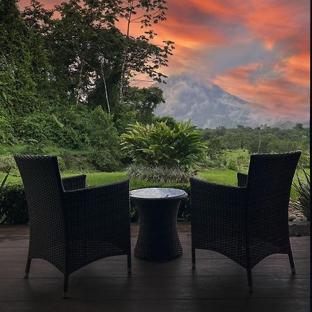 Arenal Roca Suites La Fortuna Bagian luar foto